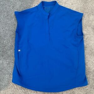 EUC Figs Rafaela oversized scrub top